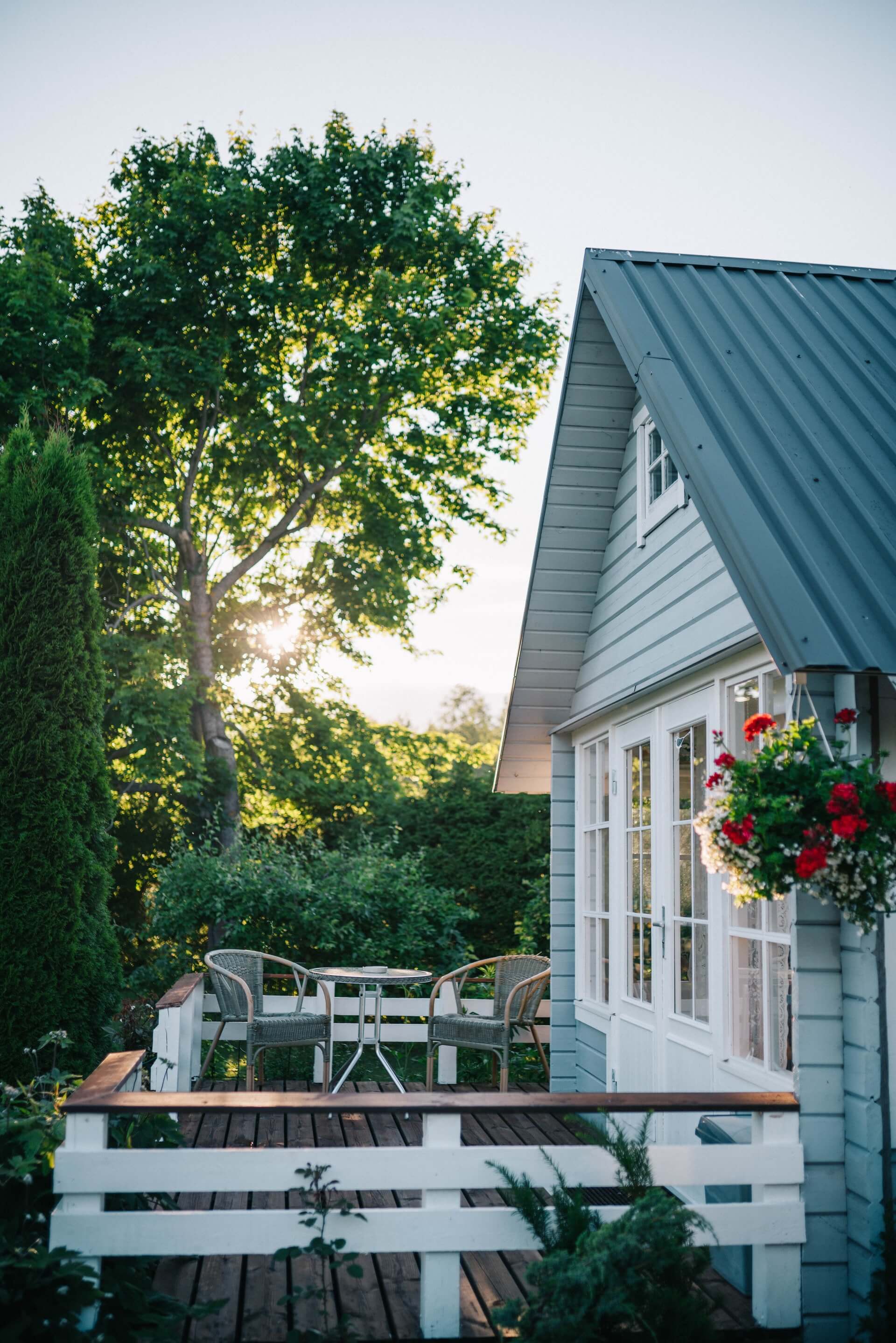 white and blue painted house