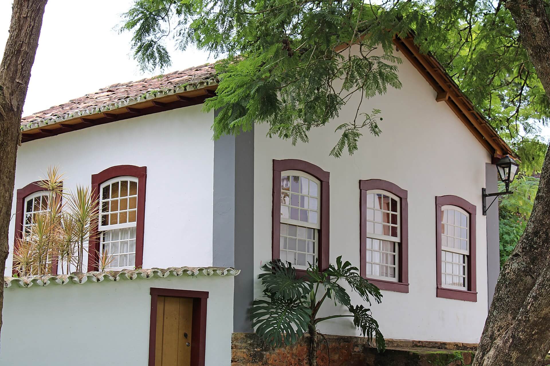 white and brown painted house